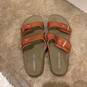 NEVER WORN MADDEN GIRL sandals